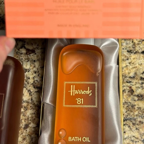 Harrods 81’ • Vintage • 2 Bottles Bath Oil & Foam Bath • 8.0 Fl. Oz. • New - Picture 4 of 16